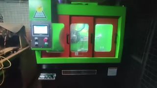 Debuggen neuer Maschinen beim Kunden vor Ort